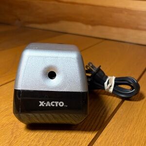X-ACTO Electric Pencil Sharpener